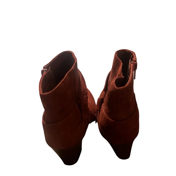 Ladies Faux Suede Booties - Picture 2 of 2